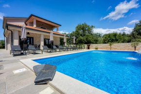 Villa Alves with Private Pool